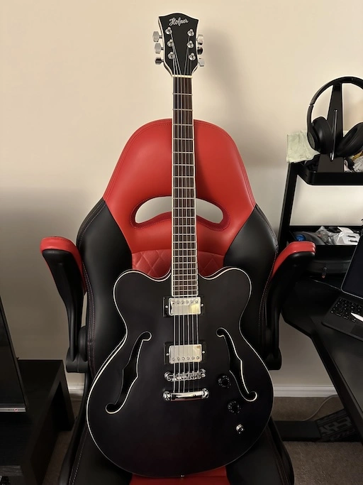 My new Höfner