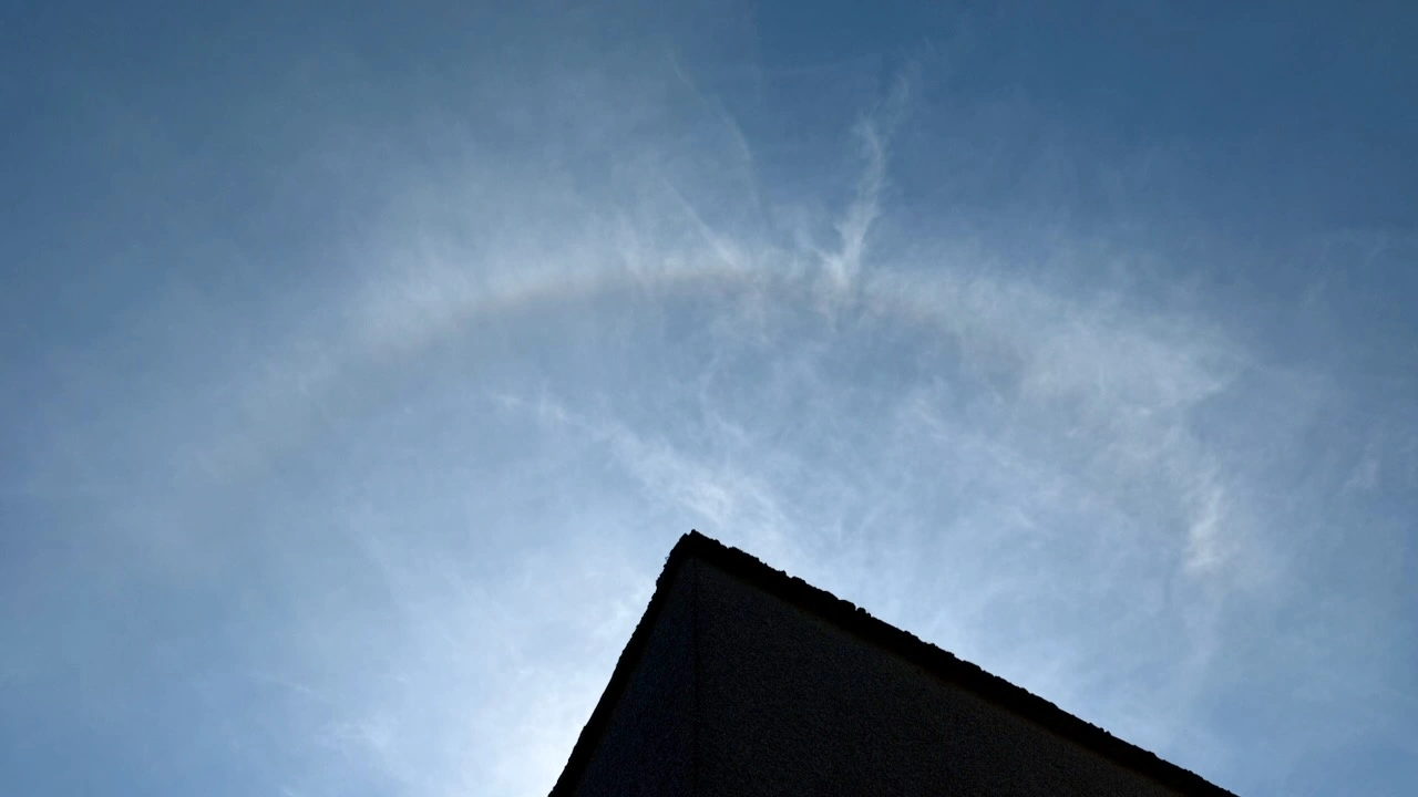 22 degree halo